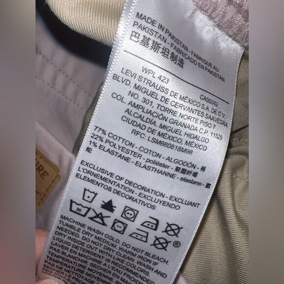 Levi Strauss Gold Label Pink Totally Shaping Pull-on Skinny Jeans Size 8M EUC - Picture 7 of 9